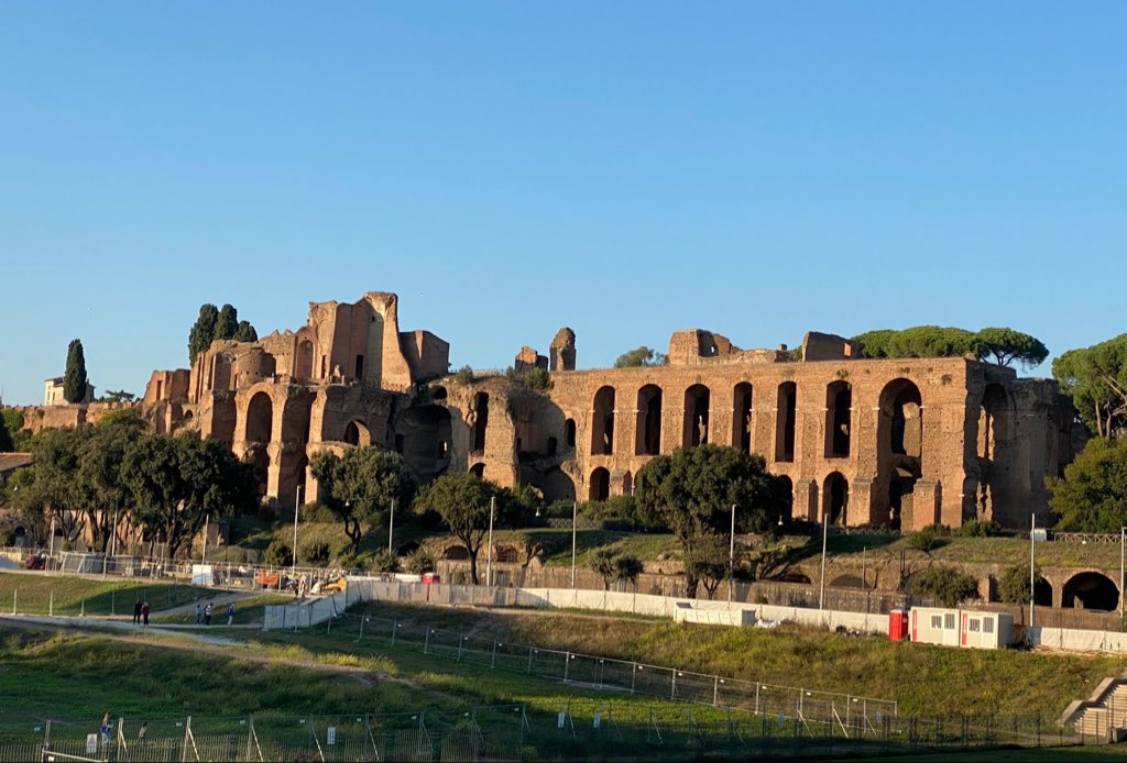 KatesfWriter's tweet photo. The buildings in photos 1 and 3 are on the Palatine Hill and overlook the Circus Maximus (photo 2, and foreground of 1), where the chariot teams raced before thousands of fans in Ancient Rome.
#Rome #RomanSiteSaturday #Archaeology
📷 my own, October 2025. https://t.co/39MqqHpJwI