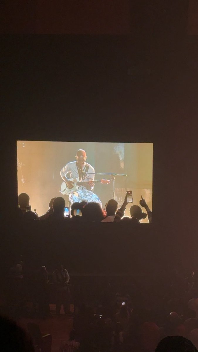 temiscript's tweet photo. The boy who played the Harp 
@Santandave1 2026 https://t.co/TUnekdCcIY