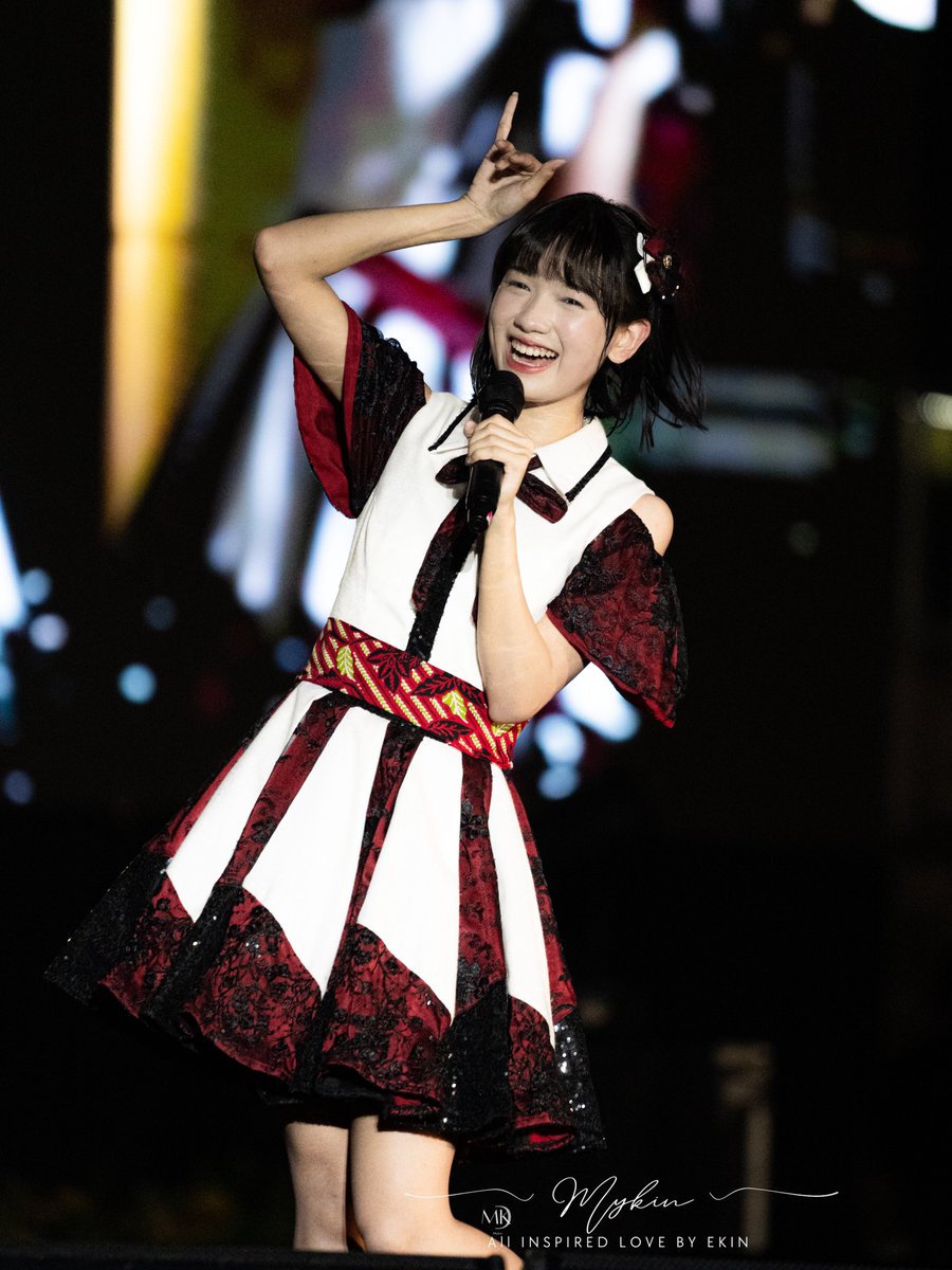 Mykin_id's tweet photo. Terima Kasih untuk hari ini ya Jangan Lupa istirahat @Ekin_JKT48 π«Άπ»π₯°
171026 || Karnaval Sarendo - Rendo
#Mykin #BeeMykin #μΉμ νλμν¨ https://t.co/kAvzNhvSt0