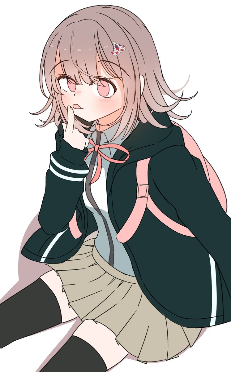 kamakamapoke's tweet photo. 七海は描いてて楽じい https://t.co/qE6I4sYzLH