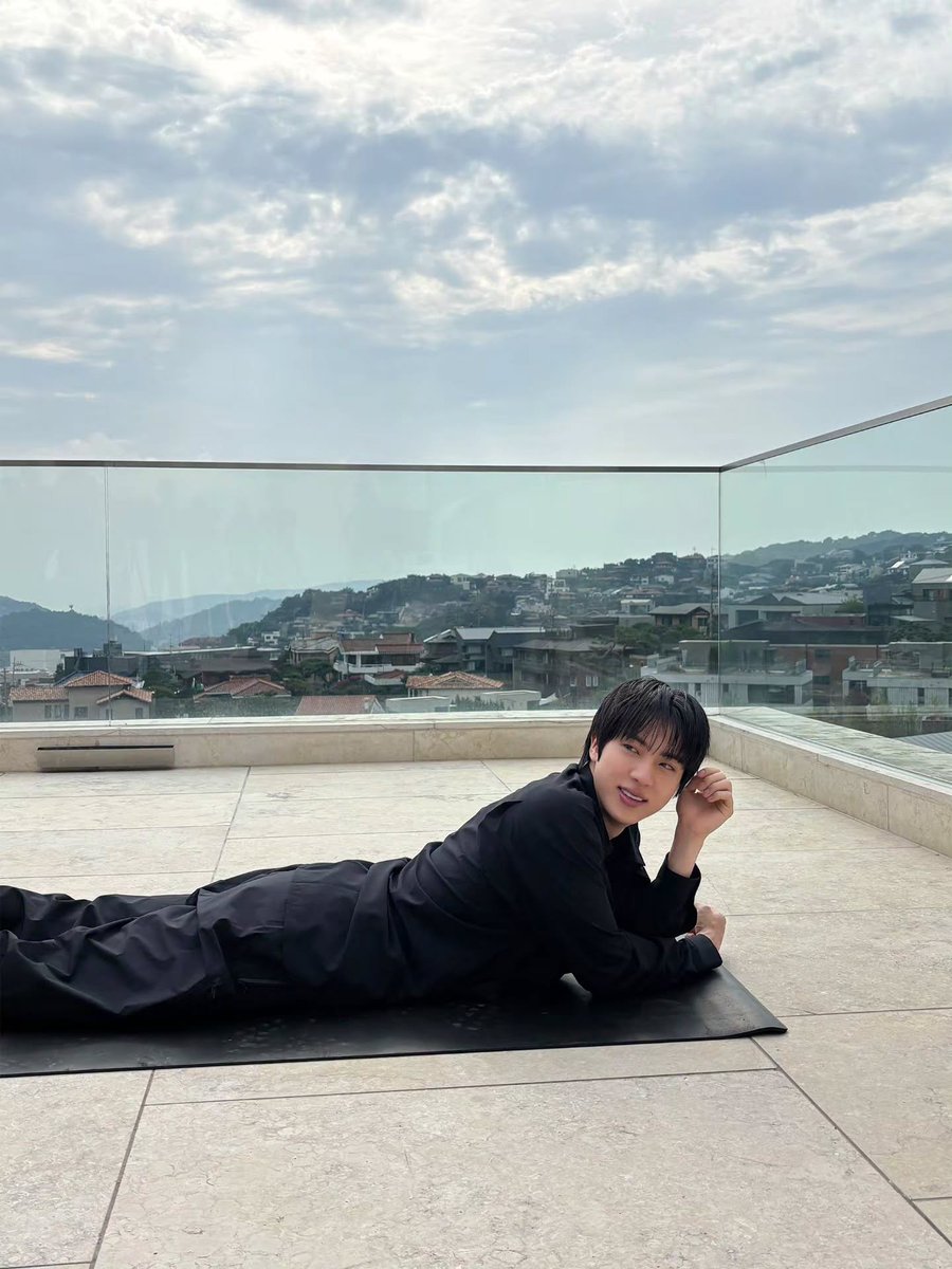 BtsLvjjiiiiin's tweet photo. 🦊석진시🩵🩷💛

I vote for #ARIASBTS at the 2026 ARIA Music Awards. https://t.co/KqZkrtlHsd