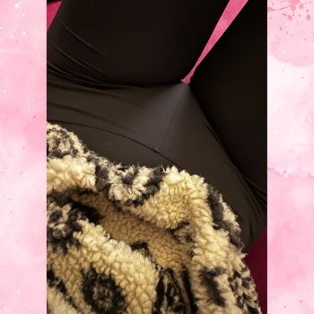 Gymbabe00's tweet photo. Ich höre. 👀 https://t.co/nA9PWt78rI