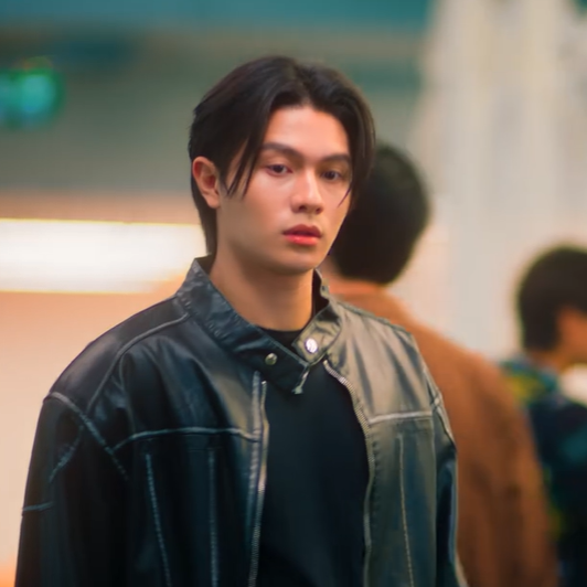 talaypuen's tweet photo. GIVE THE PERSON IN CHARGE OF DEAN’S WARDROBE A RAISE BROOOOO 😭😭😭🧎🏻‍♀️🧎🏻‍♀️ THEY KNOW EXACTLY WHAT THEY’RE DOING

 #YouManiacSeriesEP8 https://t.co/v3o8jl3NHx