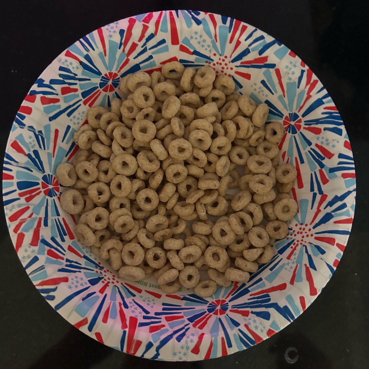 V2ampirePluto's tweet photo. My sad dry ass breakfast 

140c https://t.co/f1B7GITszZ