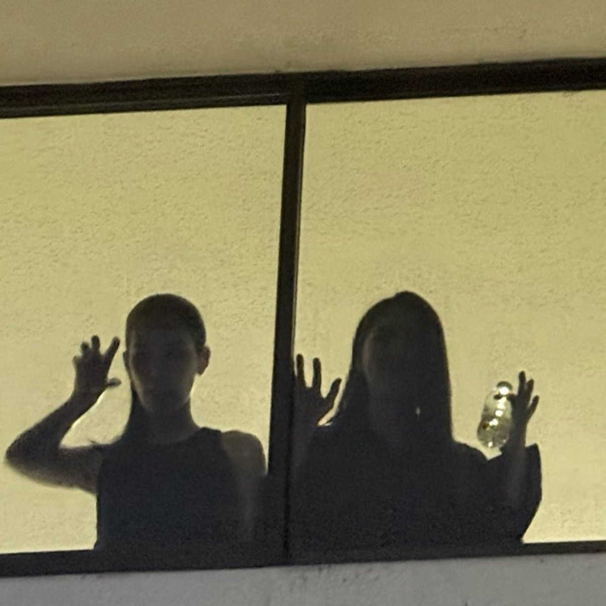 you_you13329900's tweet photo. พี่แจ็คค่ะ เรื่องมีอยู่ว่า...

PUINOONBINT X THE GHOST 
#คืนหลอนของปุยนุ่นบิ๊นท์ https://t.co/uht5s59mup