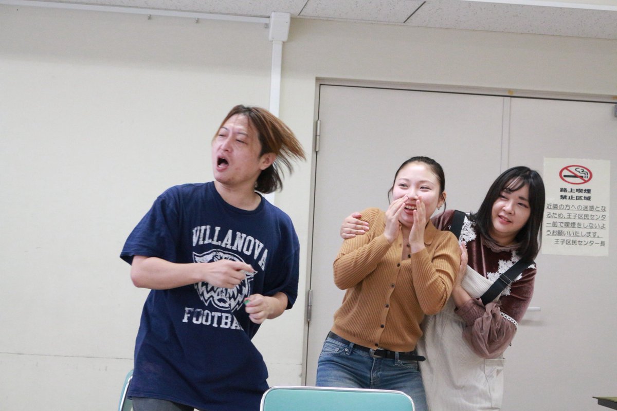 wistroemeria's tweet photo. 本日も稽古でした！

A班は気になるところを繰り返し稽古
B班は通しの稽古を行いました！

稽古の残り回数が少なくなって来ていよいよ本番だなーと緊張度も増して来ました
少しずつ増えている予約数に身が締まる思いです！

まだまだお待ちしておりますのでよろしくお願いします🙇
#たきがわ営業中 https://t.co/ZAhG7YtOIK
