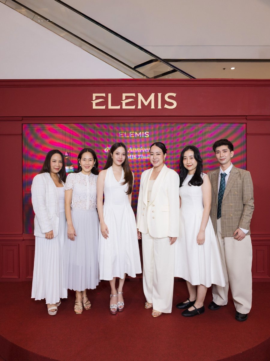 freenarchives's tweet photo. 6TH Year Anniversary ELEMIS Thailand with Freen Sarocha (Friend of ELEMIS Thailand✨ Thank you for all the love and support from GirlFreen and all customers who are always with ELEMIS🌷

#6THYearAnniversaryELEMISTH
#ELEMIS #srchafreen
#ELEMISThailand 
#ELEMISTHxSrchafreen https://t.co/SqijQ30yuP