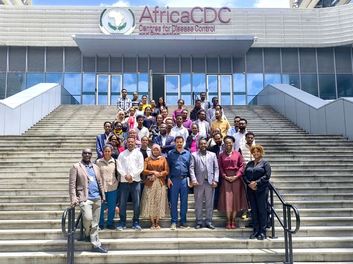 AfricaCDC's tweet photo. Strengthening media partnerships for Africa’s health.

Africa CDC and the Government of Ethiopia, co-hosts of #CPHIA2026, brought media together at Africa CDC HQ with the Ministry of Health and Government Communication Service to strengthen public awareness and participation. https://t.co/Yo4IDhvQI4