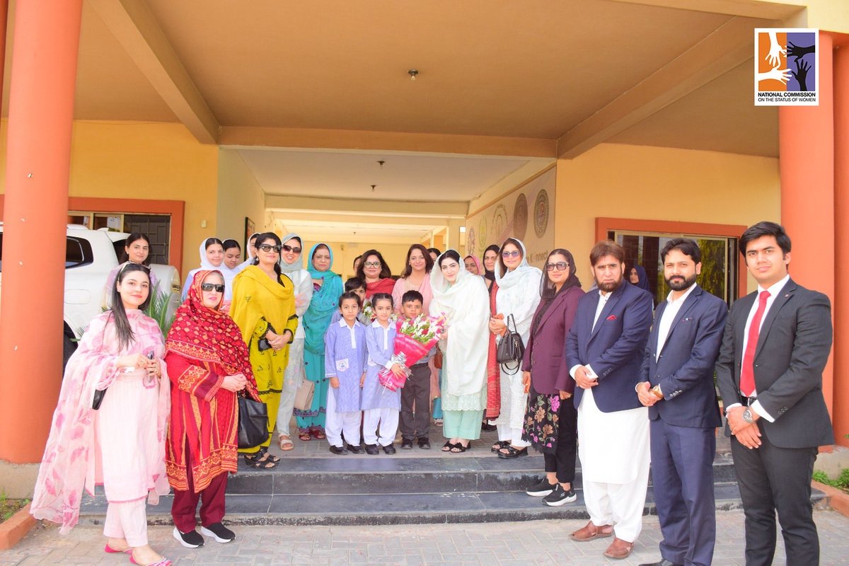 ncswpk's tweet photo. An NCSW delegation led by Chairperson Ms. Noureen Bano Lehri, alongside provincial chairpersons &amp; board members, visited Chaudhry Adalat Hussain School in Jhelum to observe its vocational &amp; technical skills training framework.

#NCSW #QualityEducation #Empowerment https://t.co/LBpcCBMjN4