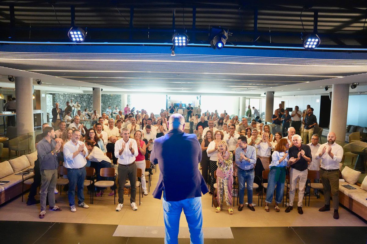 MDominguez_Glez's tweet photo. La Gomera se merece un Partido Popular fuerte y unido; un gran liderazgo sin miedo. Esta es la ilusión que hemos vivido en el IX Congreso Insular 💙

Enhorabuena Alfredo Herrera, nuevo presidente del @PP_LaGomera 💪💪!!

#LaGomera #PartidoPopularDeCanarias #ContigoLaGomeraAvanza https://t.co/ycLpynTGQd