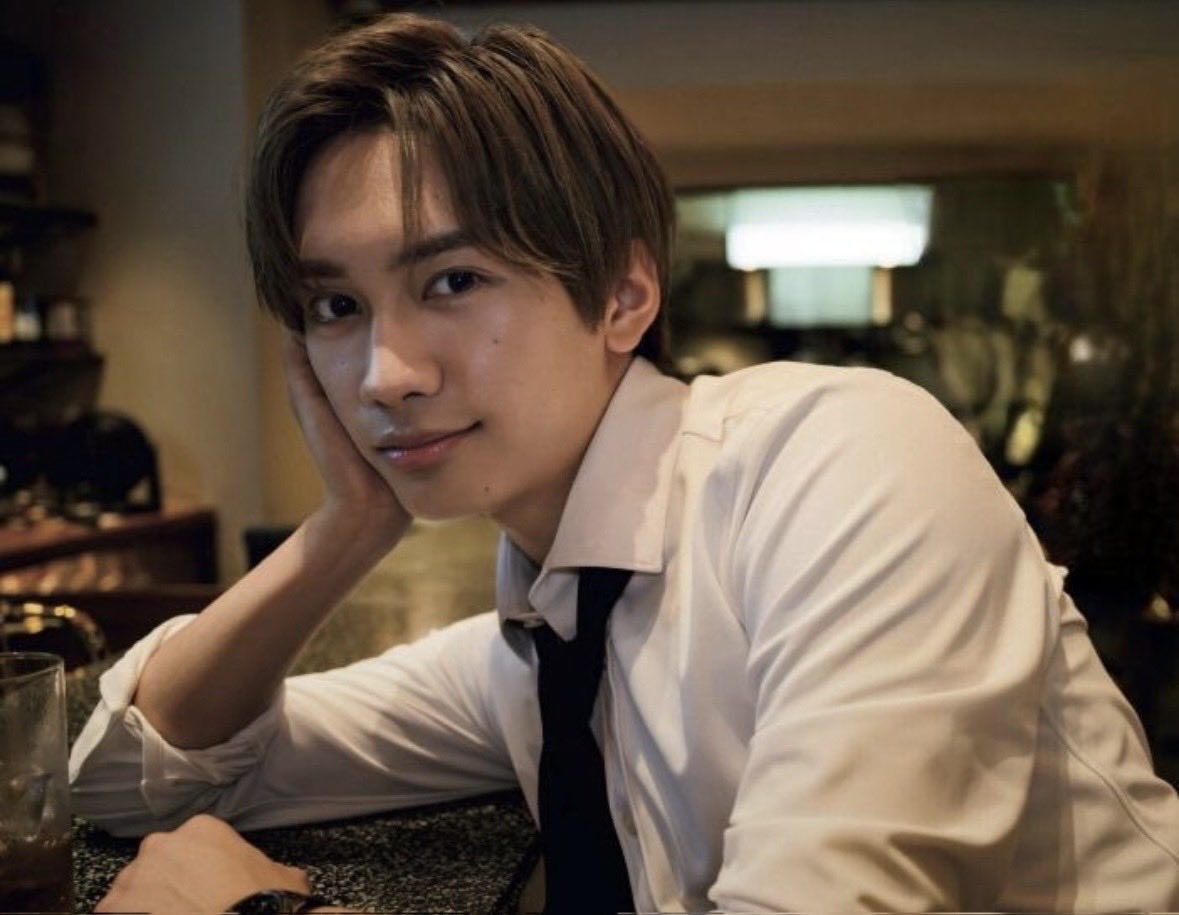 123123izu's tweet photo. #ViVi国宝級イケメンランキング ADULT💙#藤原丈一郎 
NOW💜   #高橋恭平
まもなく、締切です🗳️ https://t.co/zEGjYn3Fms