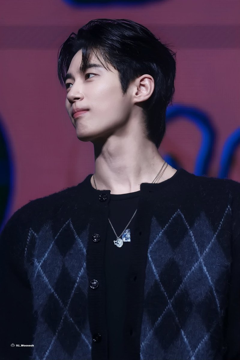 plv_210's tweet photo. 🥺🥹

https://t.co/pwv7r8FMsZ https://t.co/U1jSKXgfSc