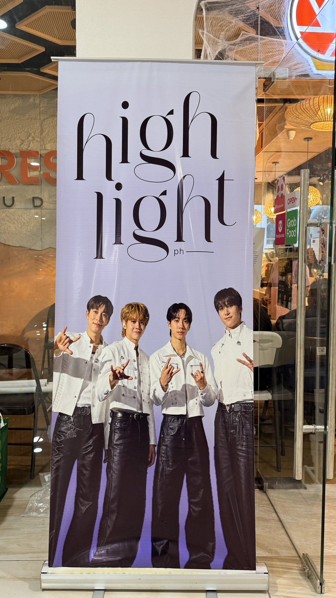 HIGHLIGHT_PH's tweet photo. ✨ THANK YOU, FELLOW LIGHTS! ✨

A huge thank you to everyone who joined us in celebrating Highlight’s 17th Anniversary and our 3rd Gathering CSE! 🎉

We hope you had a wonderful time, made unforgettable memories, &amp; met new fellow Byulight's! 💡🌹

#Highlight17thAnniversary https://t.co/eejUyRaG4o
