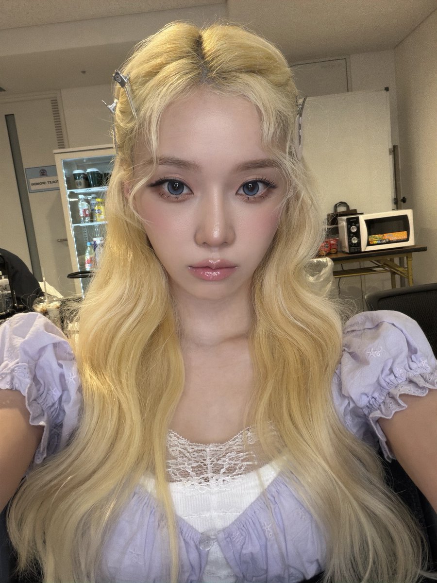 joyminjeong's tweet photo. she’s the prettiest babygirl ever https://t.co/1wNhPGeggT