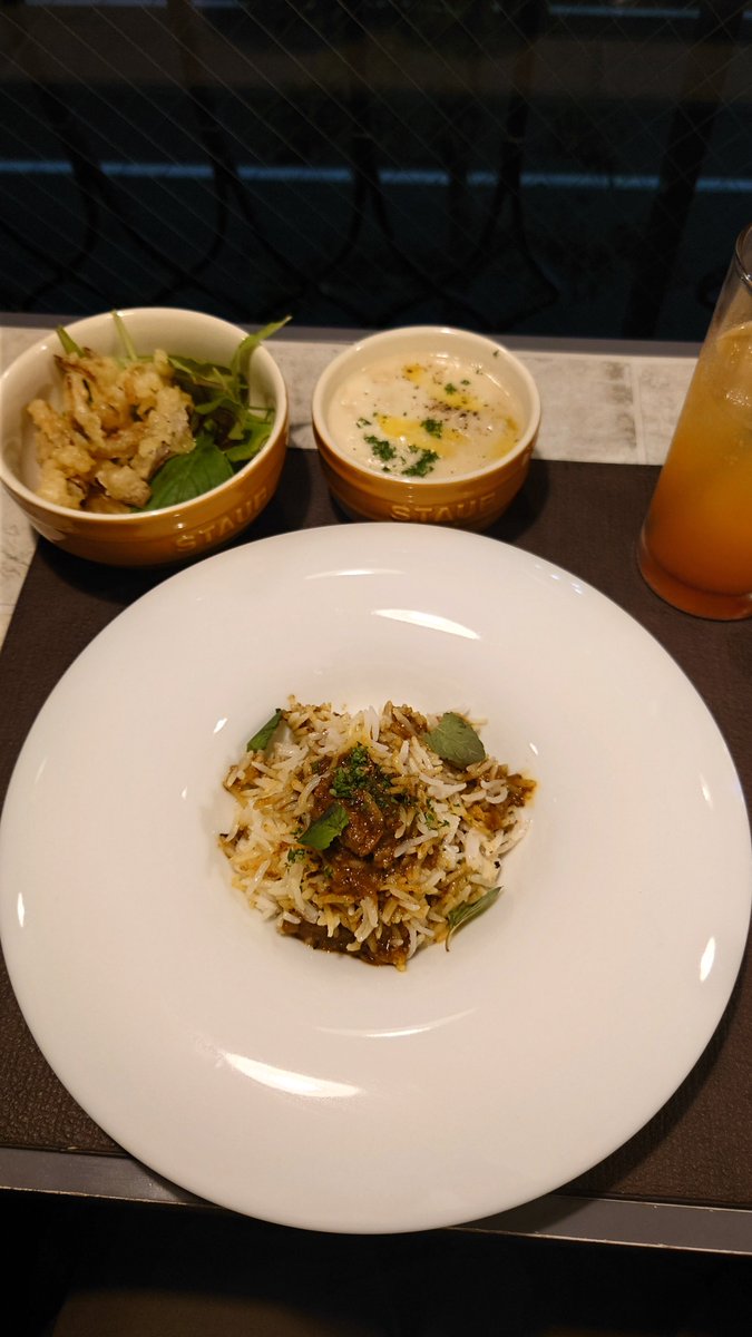 marumaruko21's tweet photo. 食のエンタメ😋

大正漢方胃腸薬ありがとう https://t.co/CSQYHlVrQz