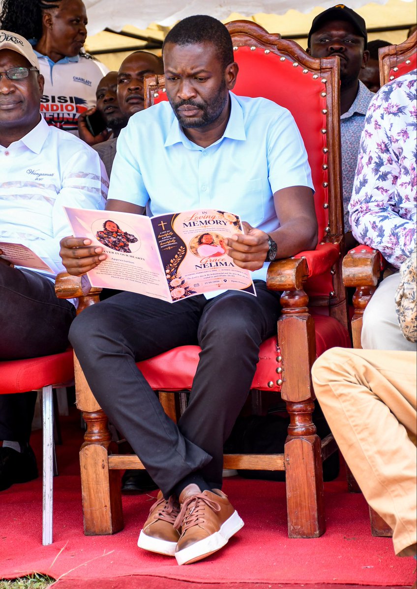 edwinsifuna's tweet photo. Happening..at Sipala Primary, Mihuu Ward, Webuye East Constituency to condole with area MCA Hon. Violet Makhanu as she lays her daughter Grace Nelima to rest. https://t.co/OCahNGEDsT
