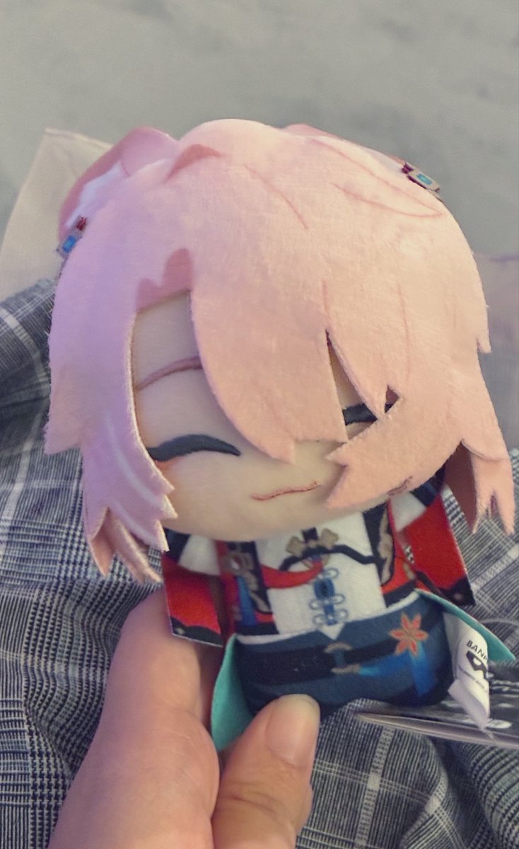 ruchihar_cos's tweet photo. 私が唯一ビジュだけで引いた男を確保 https://t.co/fJ7edTrAGG