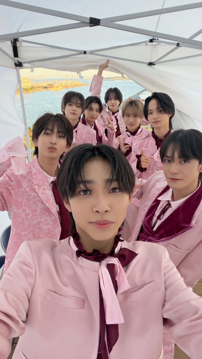 voksydays's tweet photo. #VOKSYDAYS
2nd EP『Sweet Moment』
発売記念リリースイベント
━━━━━━━━━━━━
＠東京都 TOKYO DREAM PARK
ありがとうございました！

明日は！
10/18(日)@大阪府 もりのみやキューズモールBASE
https://t.co/6N4dYZTl0N
-
#ボクシダイ
#ボクシダイのリリイベ https://t.co/5jlmCDExbn