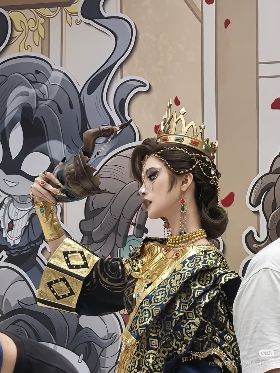 hibajamjam's tweet photo. OFFICIAL SANGRIA COSPLAY TODAY SHES SO GORGEOUS https://t.co/fJ8uT1HL96