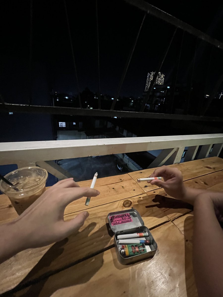 santismokes's tweet photo. somewhere in caloocan #yositwt https://t.co/mKWoMSSGDU