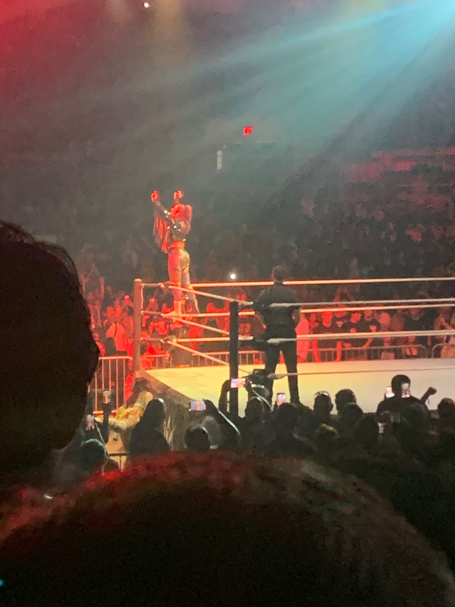 ashleybm_plays's tweet photo. Tonight was an amazing night! The matches were great, and I screamed so much, I lost my voice. My friend and I are planning to attend Smackdown live if/when they come to our area.

#WWEHawaii
#WWEHonolulu https://t.co/am29Mnlqx1