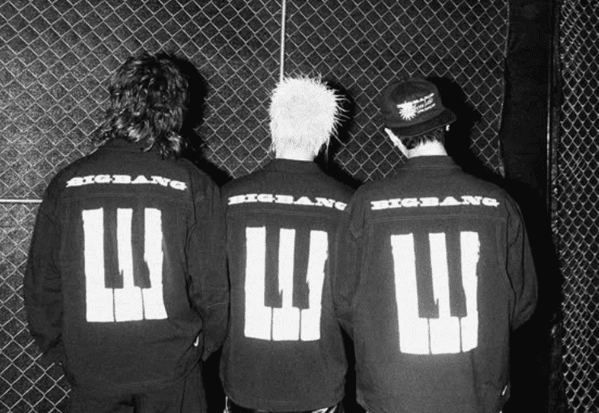 hanjeongeu23096's tweet photo. #2026MAMAVOTE #BIGBANG
빅뱅, 싱가포르 월드투어 공연 화이팅 https://t.co/KIjw0OkfHA