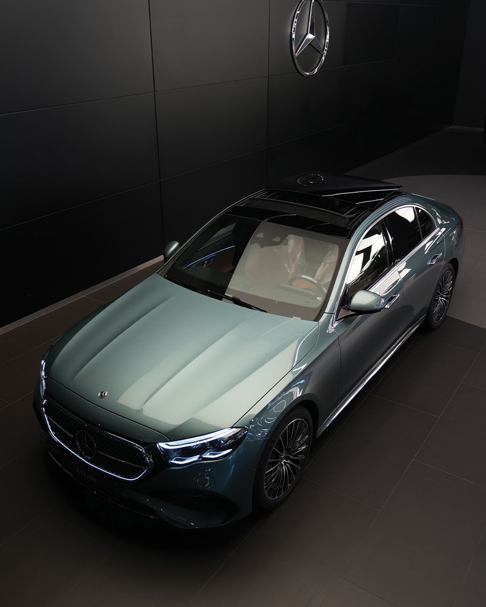 ZyroCar's tweet photo. Mercedes-Benz E 220 d 4MATIC (W214) https://t.co/5v3Gn5IPdd