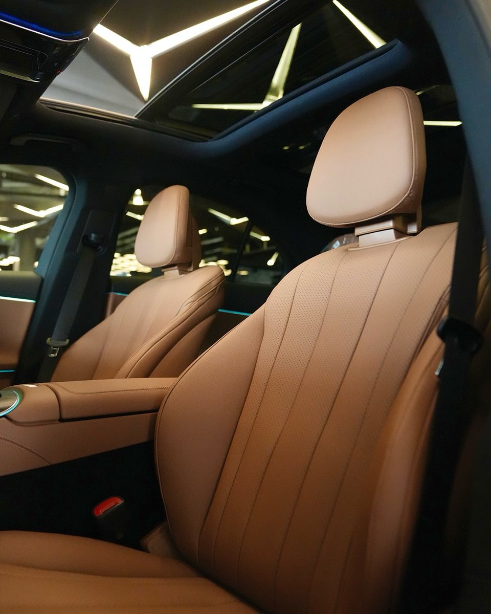 ZyroCar's tweet photo. Mercedes-Benz E 220 d 4MATIC (W214) https://t.co/5v3Gn5IPdd