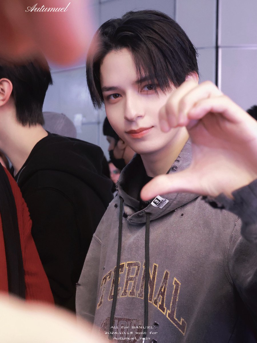 Autumuel_rain's tweet photo. 261015 홍대

미소강아지🥰

#GRID_TRAINEE #SAMUEL #사무엘 https://t.co/cfOzlbF5RN