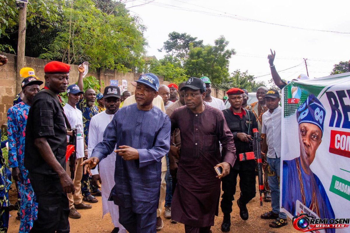 HonAderemiOseni's tweet photo. Ahead of 2027, I urge Oyo South youths to shun violence, demand accountability and judge leaders by their records and promises. Building our youths is building our nation. Let’s choose peace and responsible participation.

#AderemiOseni #OyoSouth https://t.co/4AbA2wh4X6