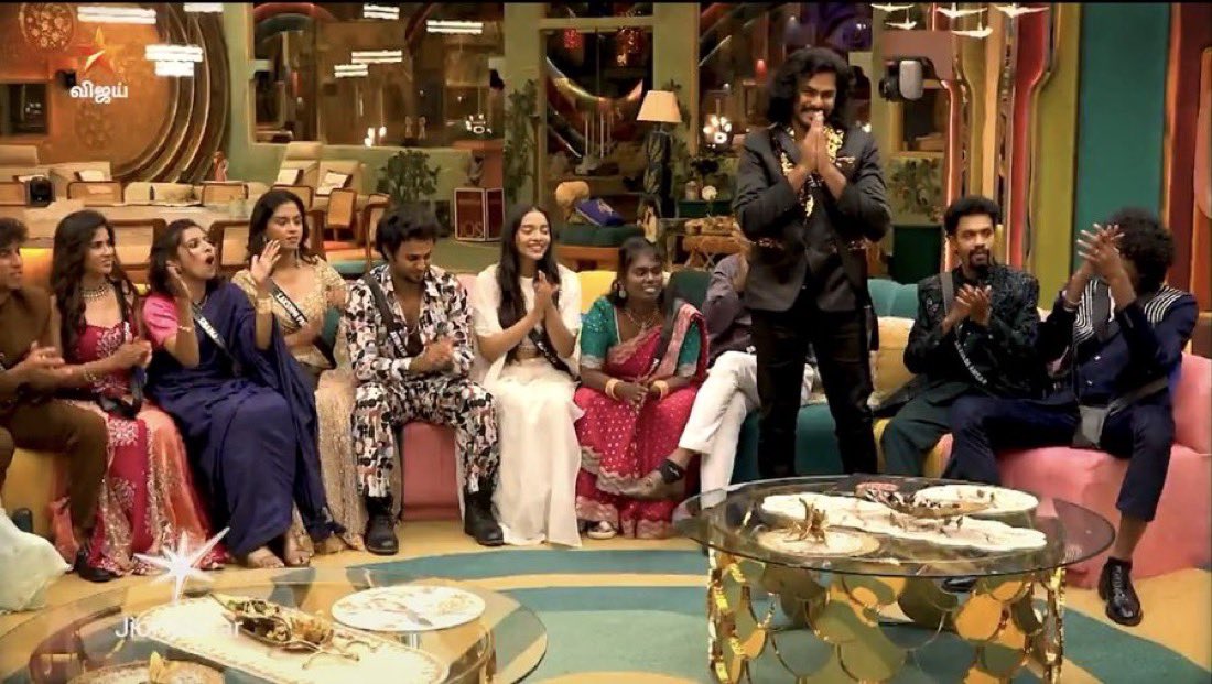 anjaliagarwal55's tweet photo. Today was all about #TTFVasan 💥💥 

Vanthaan seinjaan 🕺🏽🕺🏽 bro raised the bar of #BiggBossTamil10 
Let’s see upcoming weeks how it’s gonna impact others too😉😉😂😂

#TTFNation 💎 https://t.co/jUwwh3xeMF