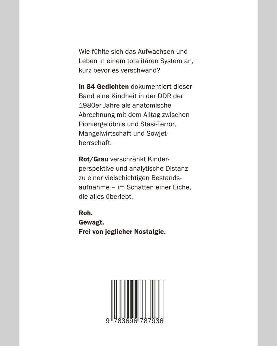 arnewb's tweet photo. Rote Utopie und graue Wirklichkeit:
Eine Kindheit in der DDR der 1980er Jahre, zerlegt in 84 Texten.
Eine präzise Abrechnung mit dem Alltag zwischen Pioniergelöbnis und Stasi-Terror, Mangelwirtschaft und Sowjetherrschaft. 
Roh, gewagt, frei von jeglicher Nostalgie.