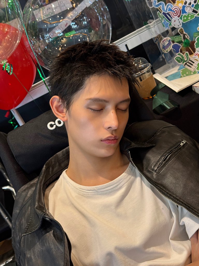 3fzhao's tweet photo. @CHAOSJAMES_TH James makes the Nol Festival creative community stronger through CHAOWESOME energy, JAMELION ingenuity, and a brilliant IDEA BANK.

JAMES THE ULTIMATE PHENOMENON

#JAMESUnparalleled
#CORTIS_NOLFest2026
#JAMES #제임스 https://t.co/b2ubyo8GTi