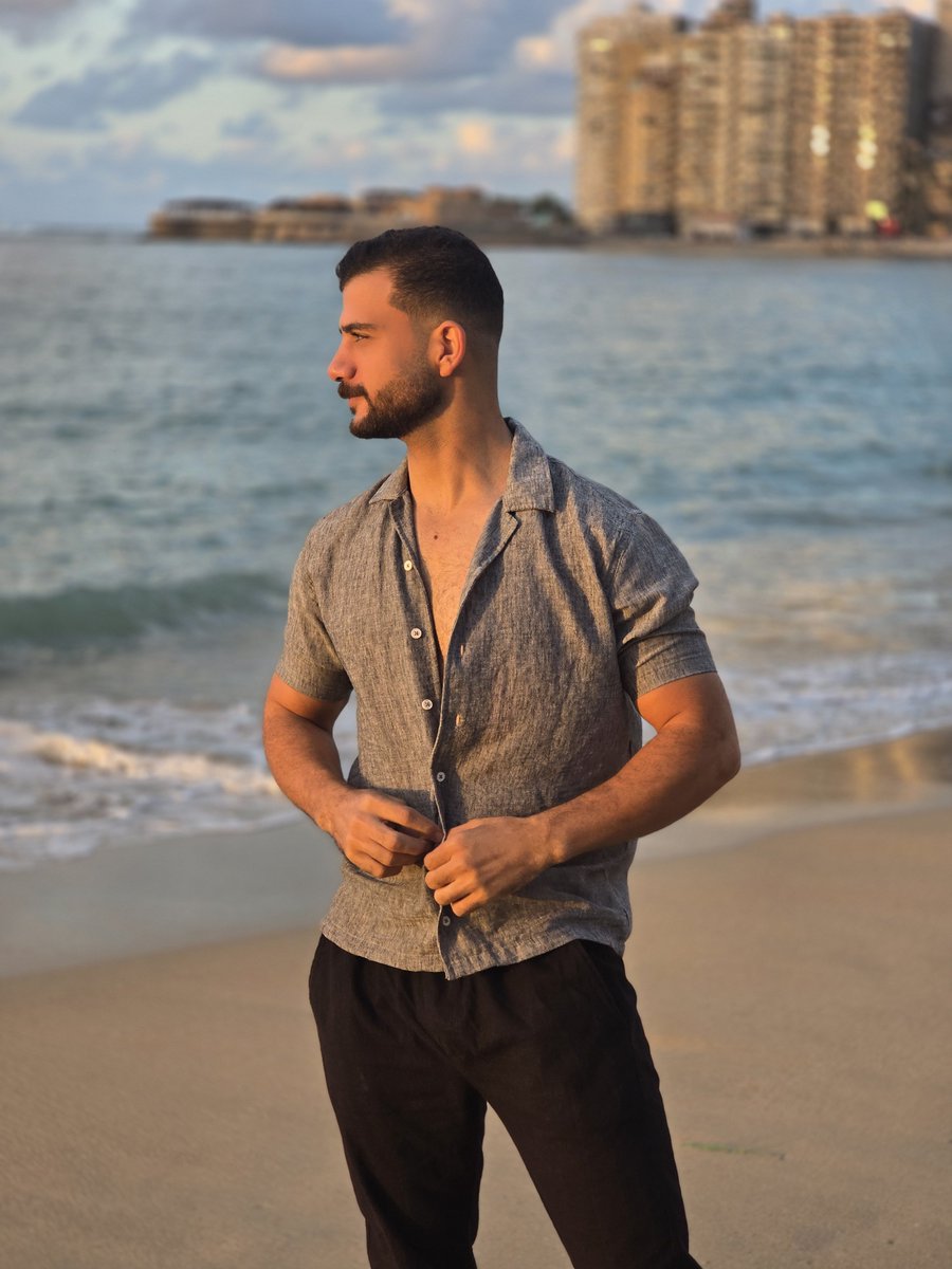 Ra2fat_99's tweet photo. علي شاطئ هادي😴 
والريح بتمر 🌪
.
.
.
.
.
#NewProfilePic #gym 
#Alexandria https://t.co/SGG1apRZPB