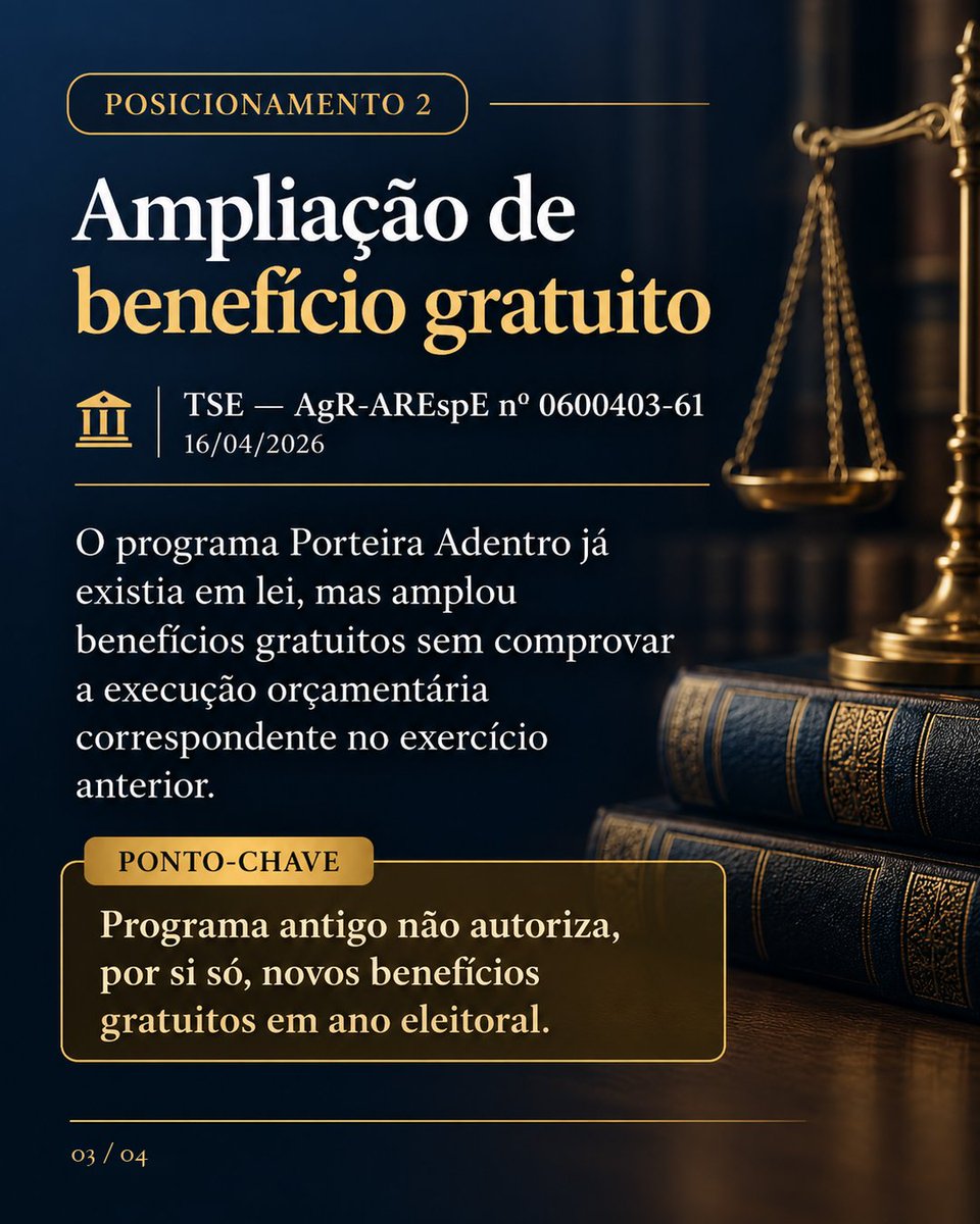 RolfHartmannBnu's tweet photo. ⚖️ DEFESO ELEITORAL: BENEFÍCIOS PÚBLICOS TÊM LIMITES!

Em ano eleitoral, a Administração Pública está proibida de distribuir gratuitamente bens, valores ou benefícios, salvo nas hipóteses previstas no art. 73, § 10, da Lei nº 9.504/1997.

Essa vedação vale durante todo o ano eleitoral — de 1º de janeiro a 31 de dezembro —, e não apenas nos três meses anteriores à eleição.

A lei prevê três exceções: • calamidade pública; • estado de emergência; • programas sociais autorizados em lei e já em execução orçamentária no exercício anterior.
📚 O QUE DECIDIU O TSE?
1️⃣ SUBSÍDIO TARIFÁRIO — 14/05/2026 AgR-REspEl nº 0600641-10: a implementação de subsídio ao transporte coletivo sem comprovação da execução orçamentária no exercício anterior configura conduta vedada.
2️⃣ AMPLIAÇÃO DE BENEFÍCIOS — 16/04/2026 AgR-AREspE nº 0600403-61: a ampliação da gratuidade no programa “Porteira Adentro”, sem execução orçamentária anterior correspondente, não se enquadra na exceção legal.
3️⃣ BENEFÍCIOS FISCAIS — 20/09/2011 Consulta nº 153169: o TSE considerou vedados, no ano eleitoral, o implemento de benefício fiscal relativo à dívida ativa municipal e o encaminhamento de projeto de lei para favorecer inadimplentes.
❗ PONTO-CHAVE: não basta a autorização legal ou a previsão orçamentária. Para a exceção dos programas sociais, é necessária execução efetiva no exercício anterior.
Isso não significa que toda política pública ou qualquer incentivo fiscal seja automaticamente proibido. Cada medida exige análise de sua natureza e de suas circunstâncias.
🔎 FONTES OFICIAIS • Lei nº 9.504/1997, art. 73, § 10 — Presidência da República.
https://t.co/O4rfWg44Rg• TSE — Temas Selecionados: “Distribuição gratuita de bens, valores ou benefícios” (reúne os três precedentes citados).
https://t.co/luR7f9qfw0

#DefesoEleitoral #DireitoEleitoral #TSE #Eleições2026 #AdministraçãoPública