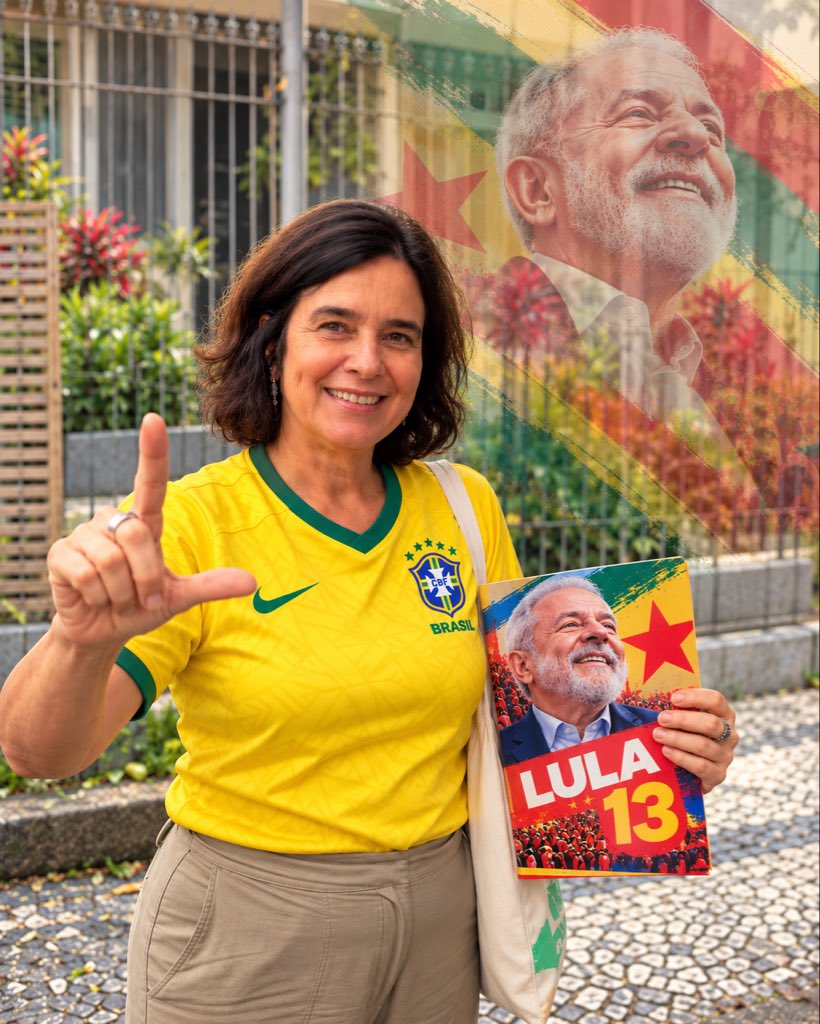 nisia_trindade's tweet photo. Dia 25 temos um compromisso com a história... 🇧🇷

Bora meu povo. Vamos eleger Lula!

É o Exército do Lula em ação para mostrar a força da nossa gente e da nossa democracia! ⭐️✨

A camisa é de todo o povo brasileiro e a vitória é do amor!

Faz o L! 🇧🇷❤️ https://t.co/MNxHbgsqlf