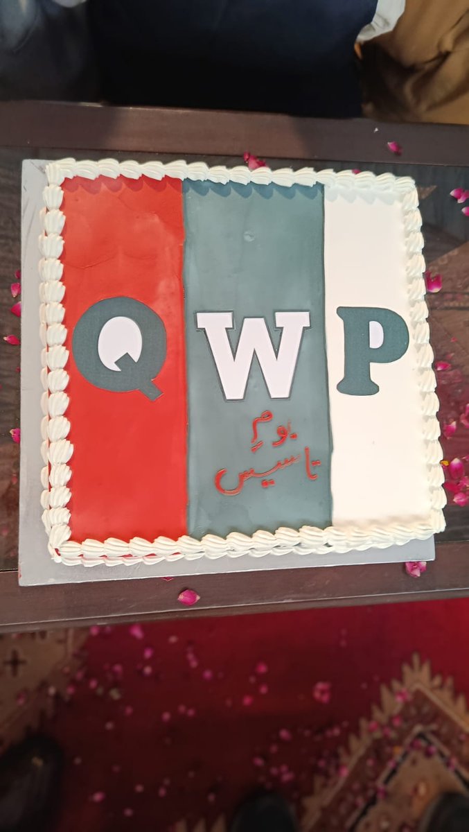 QWP_PK's tweet photo. قومی وطن پارٹی کا 14واں یوم تاسیس
کیک کاٹا گیا
#QWPfoundationDay2026 #QWP https://t.co/C8xTmwD14t