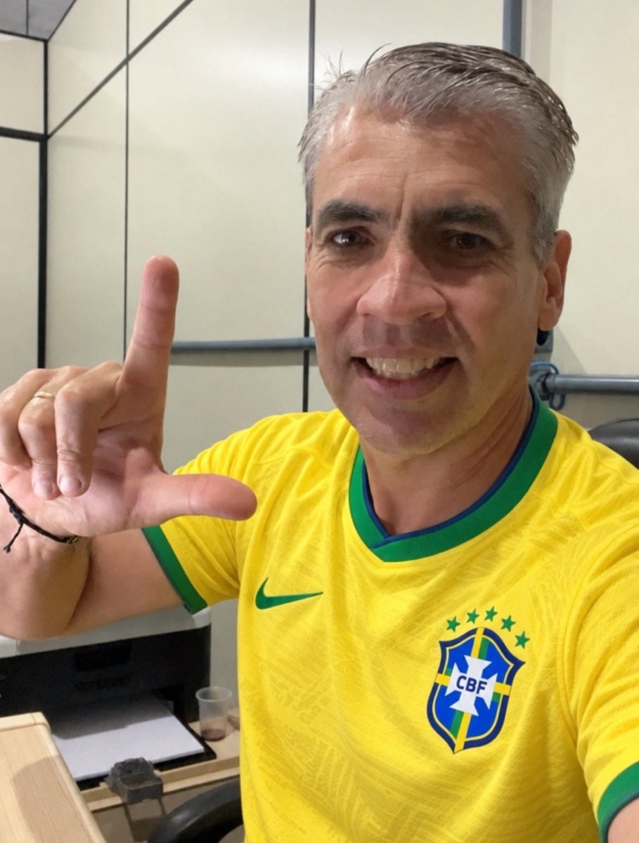 joaopiresms's tweet photo. #OVerdeAmareloENosso https://t.co/zDeQcabTCm