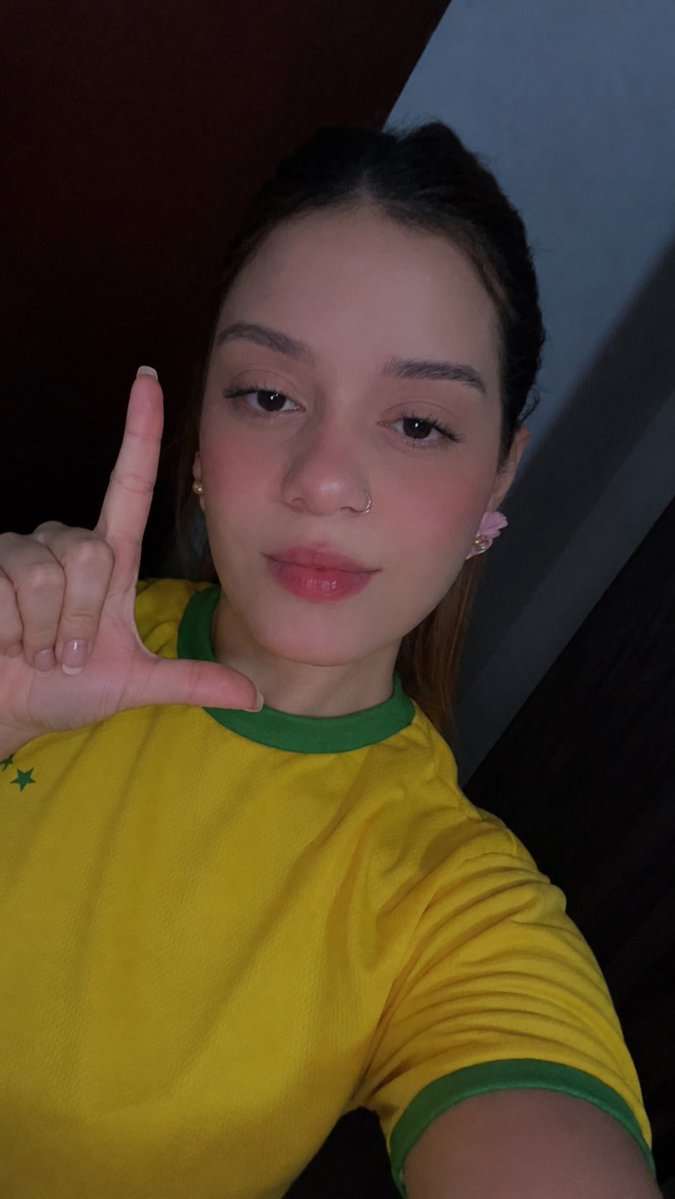 thaliaxmt's tweet photo. #OVerdeEAmareloENosso https://t.co/TZqe6iqxsS