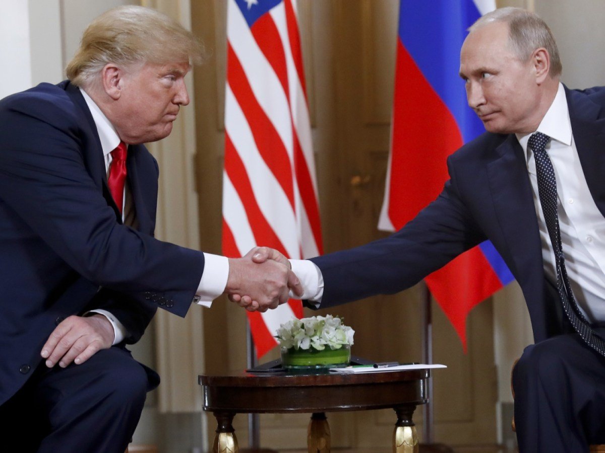 MovimentVincent's tweet photo. Cosa c'è dietro per aver eliminate le sanzione contro la Russia?? Come mai tutto questo asservire a Putin,,?? 
L' AMERICA sta per essere declassata 
Situazione molto preoccupante 👺😈😈👺👺👺👺👺👺👺👽👽🇺🇸 https://t.co/kpAl9YSyho