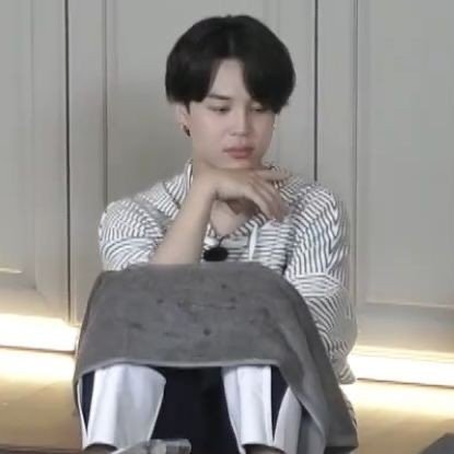imyourpkjm's tweet photo. vi una diciendo q gasto 200 lucas EN FREEBIES se nota q yo no las quiero tanto pq me estoy quejando de gastar 30k para 100 freebies https://t.co/Q5YeXkT7a2