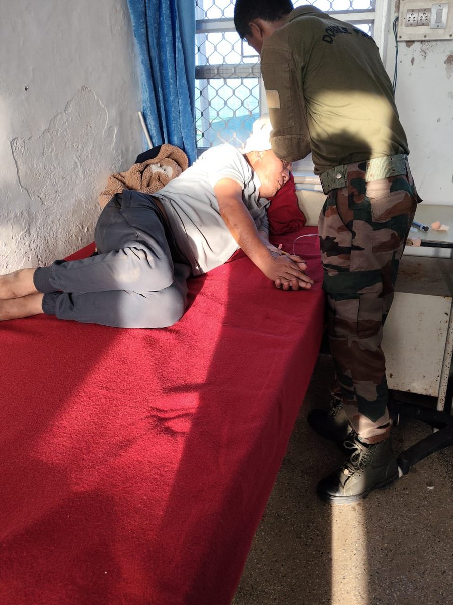 JShakurB's tweet photo. 🚨#BreakingNews⚡️
In yet another unprovoked daylight Attack on Chassad village, NSCN-IM Terrorists mercilessly slaughtered Mr Seikhohao, a Village Authority Member of Chassad & inflicted grievous injuries on 3 other village elders:

1) Thangjahou Haokip, Chief of Chassad.
2) Khailun Haokip, VA Member.
3) Seipao Haokip, Chief of Phungtha (Kachouphung-Kuki), an IDP previously uprooted from his Ancestral village by NSCN-IM & Tangkhul Terrorists.

#Manipur #India

@gpsinghips
@News9Tweets @MIB_India @ttindia @the_hindu  @PTI_News @IndiaToday @ndtv @WIONews @DeccanHerald @EastMojo @News18India @NELiveTV @WasbirH @MukeshSinghIPS
@aajtak @DDNewslive @ndtvindia  @reporters_co @IndiaTodayNE @sardesairajdeep @rahulkanwal @Lal_Duhoma @SangmaConrad @CmoNagaland @Neiphiu_Rio @afridahussai @MukeshSinghIPS @LokBhavManipur  @YKhemchandSingh @KonthoujamG @KenRoth @antonioguterres @ShayarImran @SushantSin 
@jeegujja @YanthungoPatton @volker_turk @thecaravanindia @priyankagandhi @ThePrintIndia @AwangbowNewmai @LDikho51792 @unwomenchief
@antonioguterres