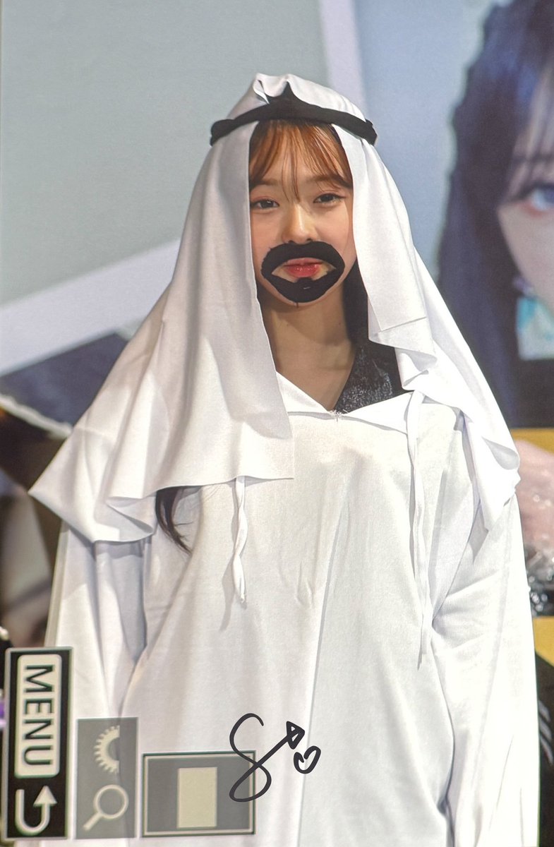 cursedunlucky's tweet photo. New Halloween costume idea https://t.co/AIGmg4hCvQ