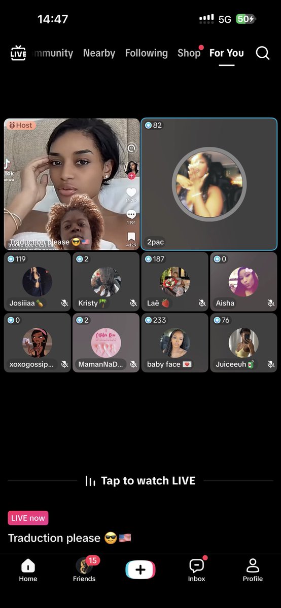 TheyLoveA2S's tweet photo. Pq les noirs vous aimez trop FAIRE DES GROS LIVES À 50 PRSN À CHAQUE FOIS QU’IL SE PASSE UN TRUC STOP wsh ptn https://t.co/5McPxc7y7i