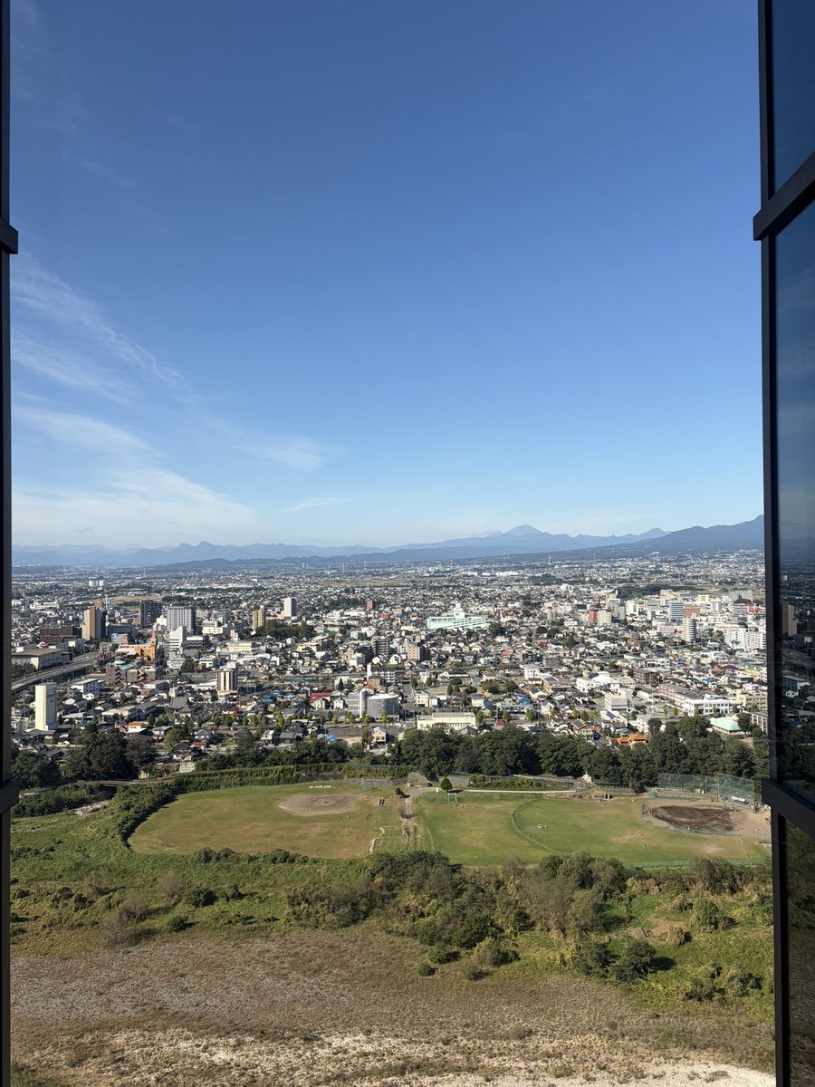 kenzzurro's tweet photo. グンマートイレ見晴らし良い https://t.co/gNN2uVC12V
