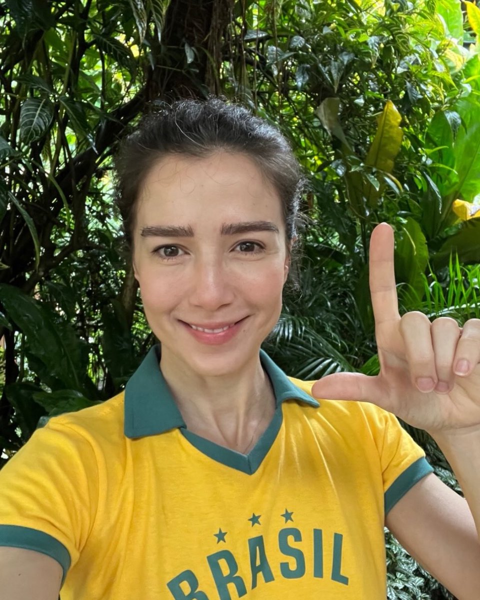 thkalinda's tweet photo. tudo o que a marjorie faz deixa ela cada vez mais linda como se isso ainda fosse possível pq ela já é maravilhosa
#NossaBandeiraEVerdeEAmarela https://t.co/OQvfjlMNGl
