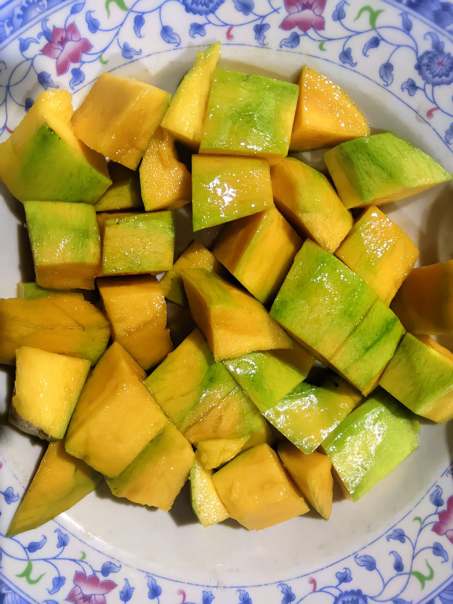 hyl_Ayzel's tweet photo. oh bener, malming makan mangga https://t.co/BLLgpuVPUJ