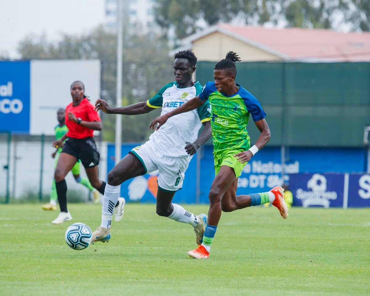 Officialfkfpl's tweet photo. All square at the break! 
KCB FC 0-0 Mathare United. 

#SportPesaLeague #TwendeGame https://t.co/4z9ktqIEJM