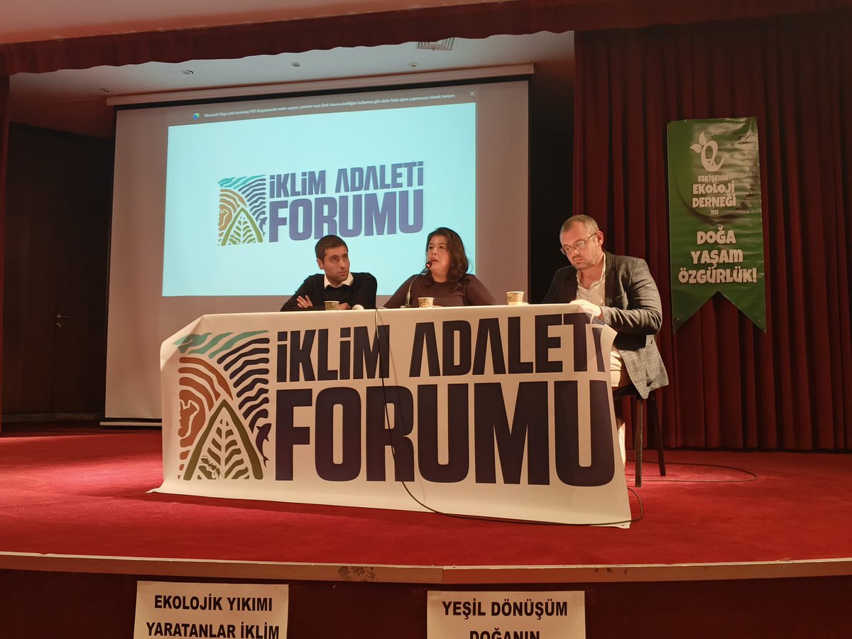 solpartiesk2's tweet photo. Ekoloji Derneği’nin çağrısıyla İklim Adaleti Forumu’ndayız.

Ekolojik Yıkımı Yaratanlar İklim Krizini Çözemez! https://t.co/38AfJ88KTz