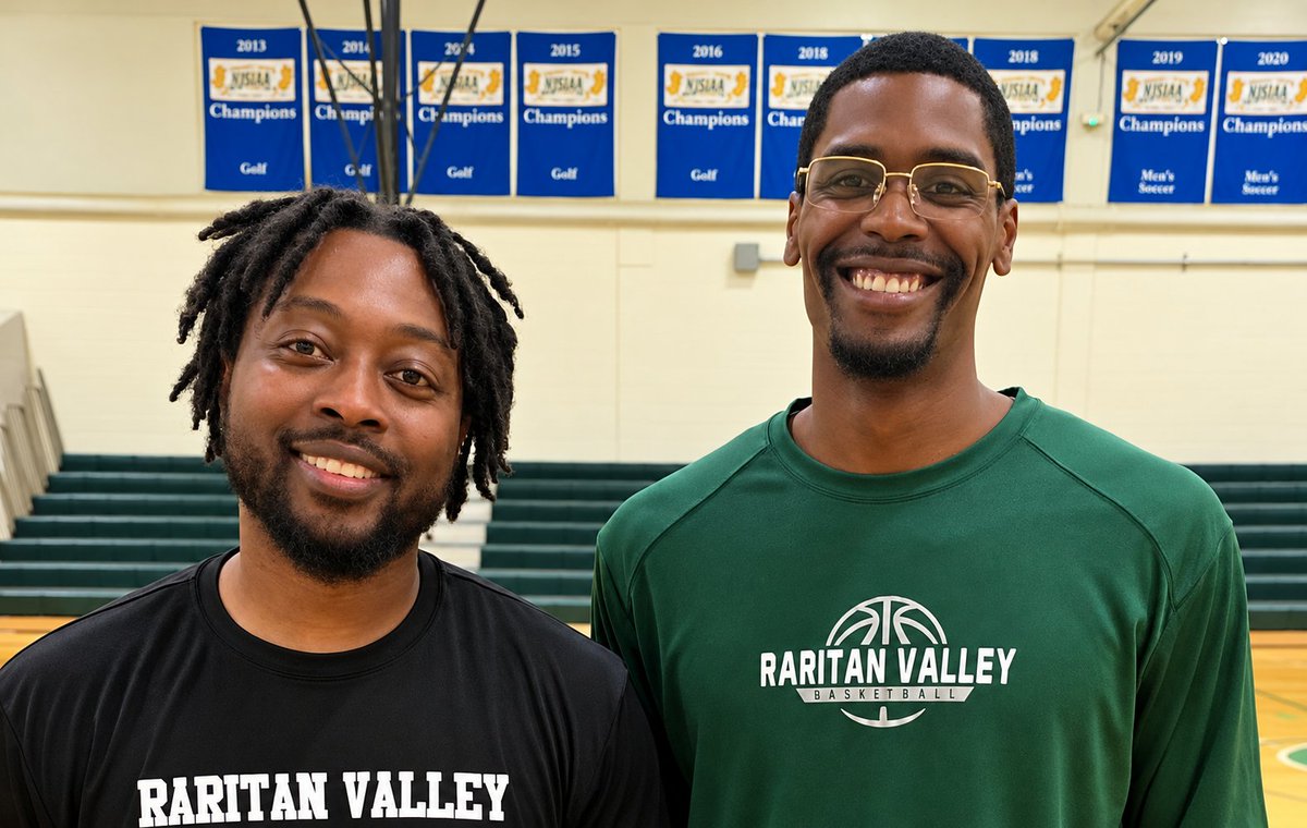 NJLadiesHoops's tweet photo. JERSEY JUCO TRAVELS CONTINUE:

Traveled to Central NJ last night to see the inaugural college head coaching debut of arguably the most popular hoops gent around Coach @najee_durant and his @RVCCWBB team 

Ably supported by AC @RobinsonElite & noted AD (and former Coach) Phil Herro

This @NJCAA team will make an immediate impact in the strong Region 19 despite being hired late.

Year 2 is going to be amazing!

Very capable players now from @NHSgirlsball Linden,  @HCRedDevils @LadyLinerBball @PlainfieldBOE & more @team

@NoBoyzAllowedBB